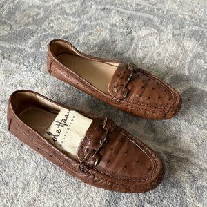 Cole Haan Collection Italian tan ostrich driving shoes Never worn Sz 6